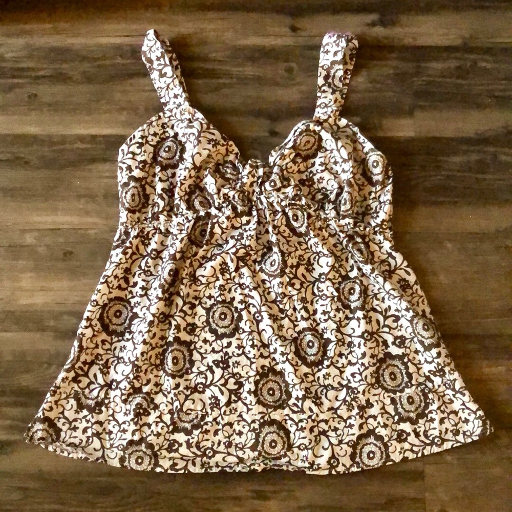 Nick & Sarah Brown & Beige Scroll Pattern size 1X